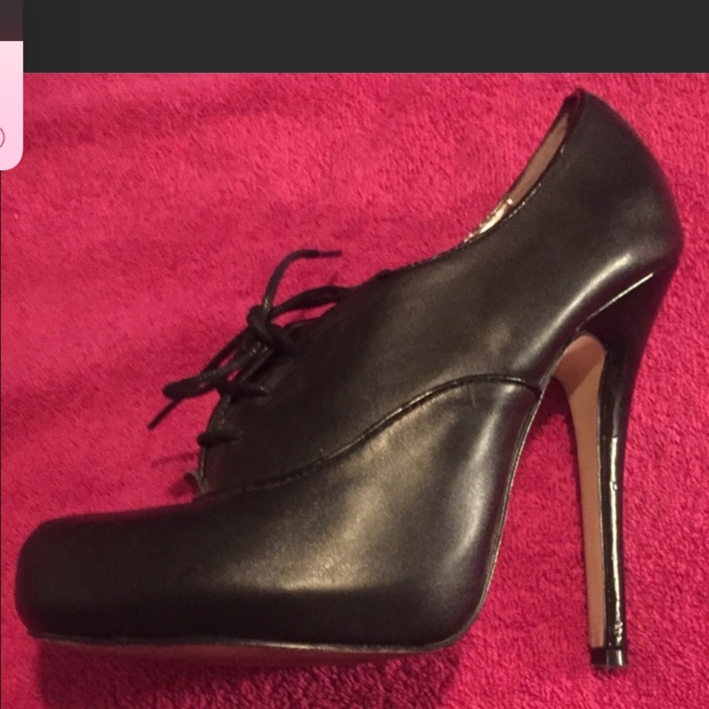 Oxford heels
